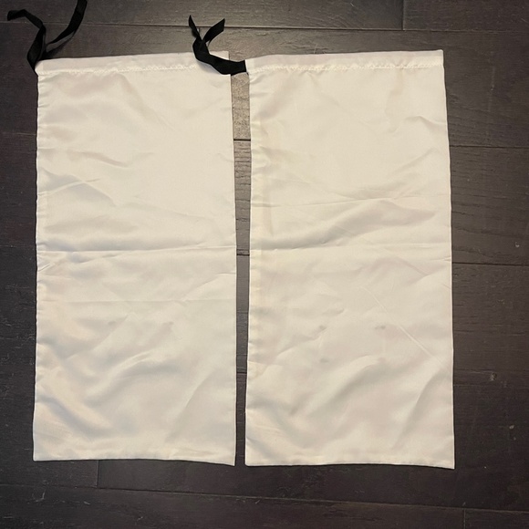 Gucci white Dust bag Storage Gift Drawstring Bag Luxury set of 2 - Picture 3 of 4